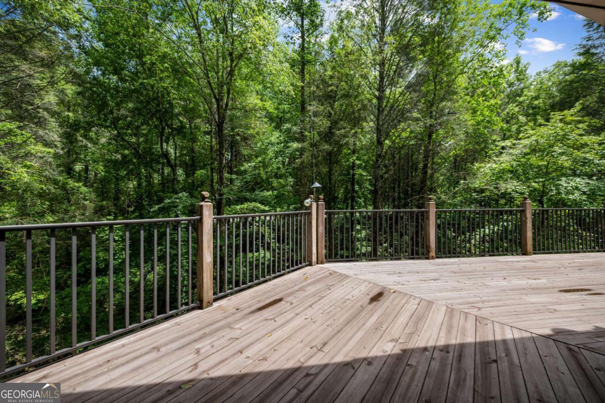 Ellijay, Georgia, 30540, United States, 5 Bedrooms Bedrooms, ,5 BathroomsBathrooms,Residential,For Sale,1868154