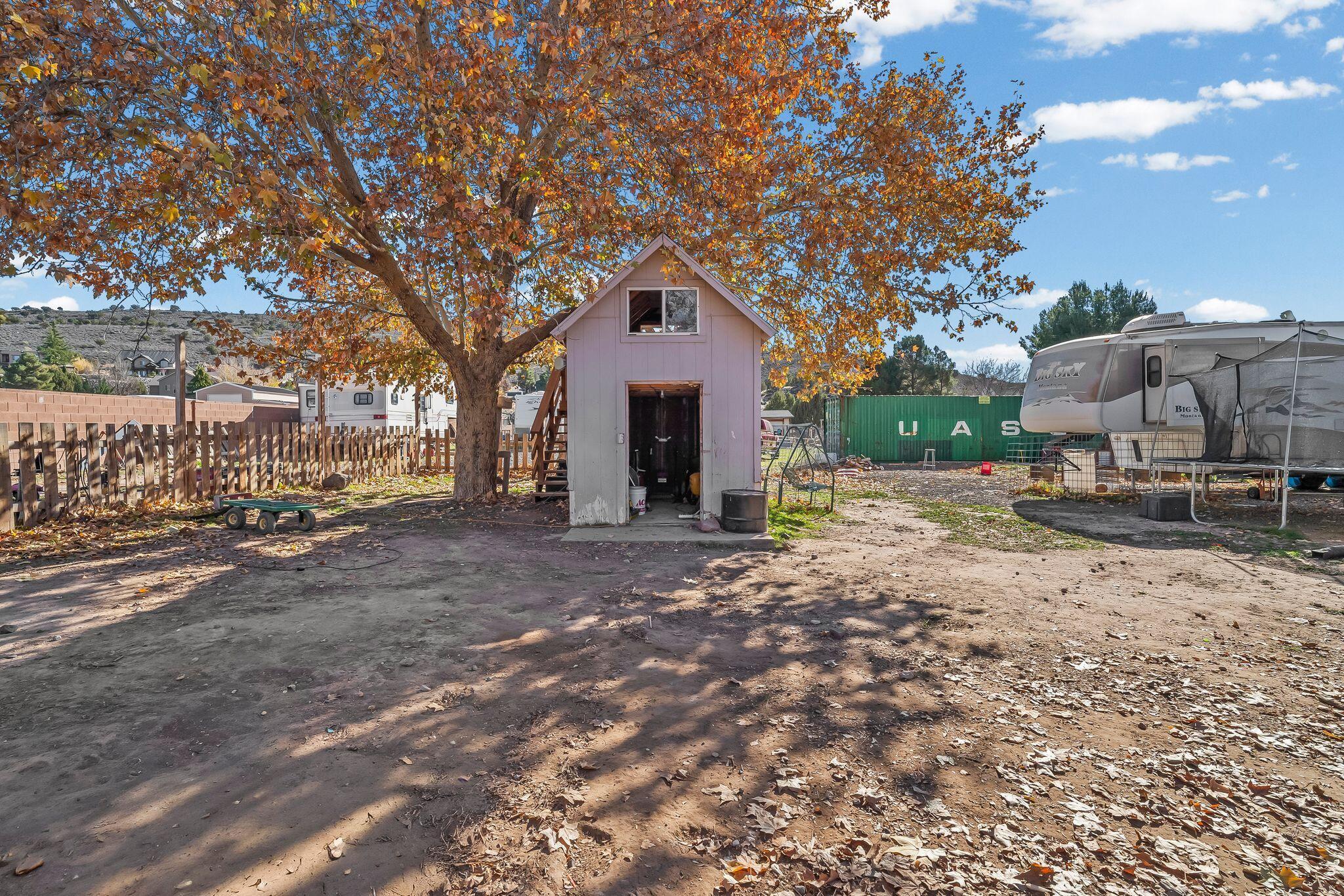 St George, Utah, 84770, United States, 6 Bedrooms Bedrooms, ,3 BathroomsBathrooms,Residential,For Sale,2005357