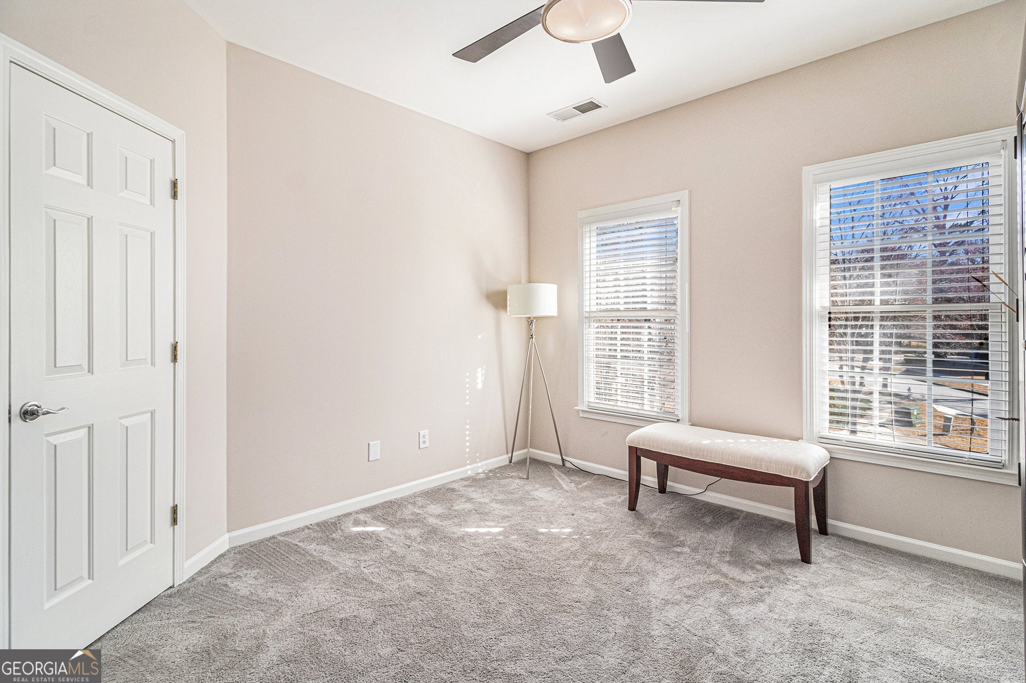 Atlanta, Georgia, 30349, United States, 6 Bedrooms Bedrooms, ,6 BathroomsBathrooms,Residential,For Sale,1858959