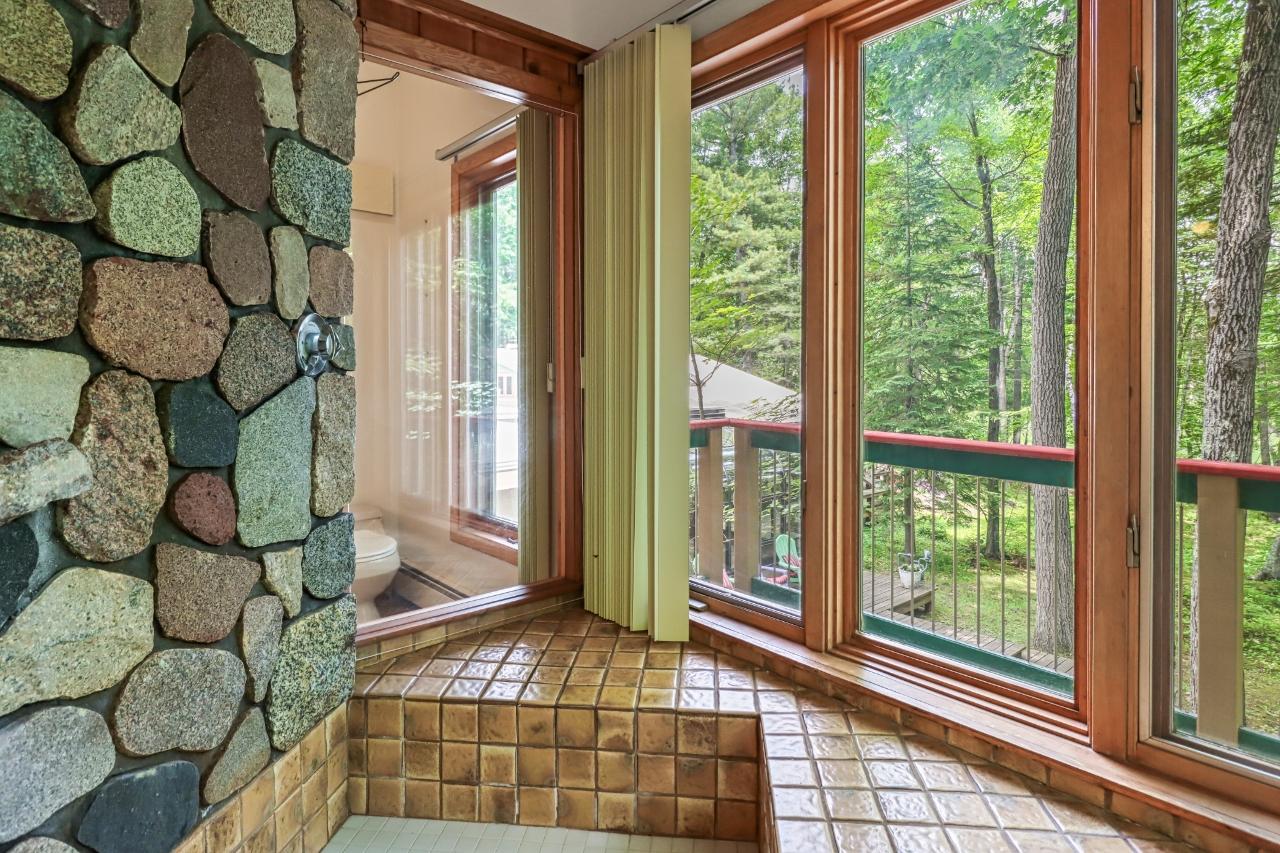 Manitowish Waters, Wisconsin, 54545, United States, 4 Bedrooms Bedrooms, ,3 BathroomsBathrooms,Residential,For Sale,1974750