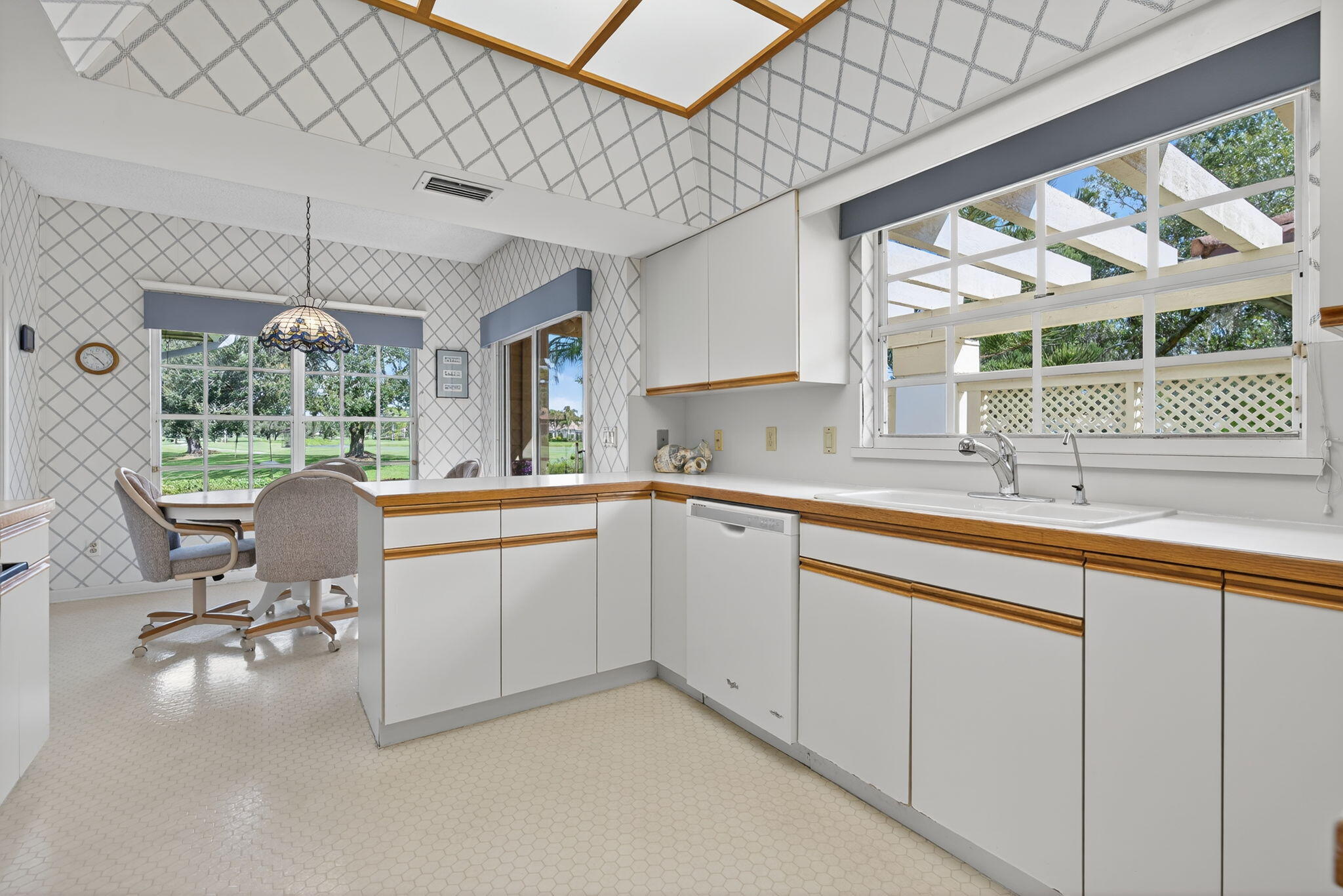 Stuart, Florida, 34997, United States, 3 Bedrooms Bedrooms, ,2 BathroomsBathrooms,Residential,For Sale,1954563