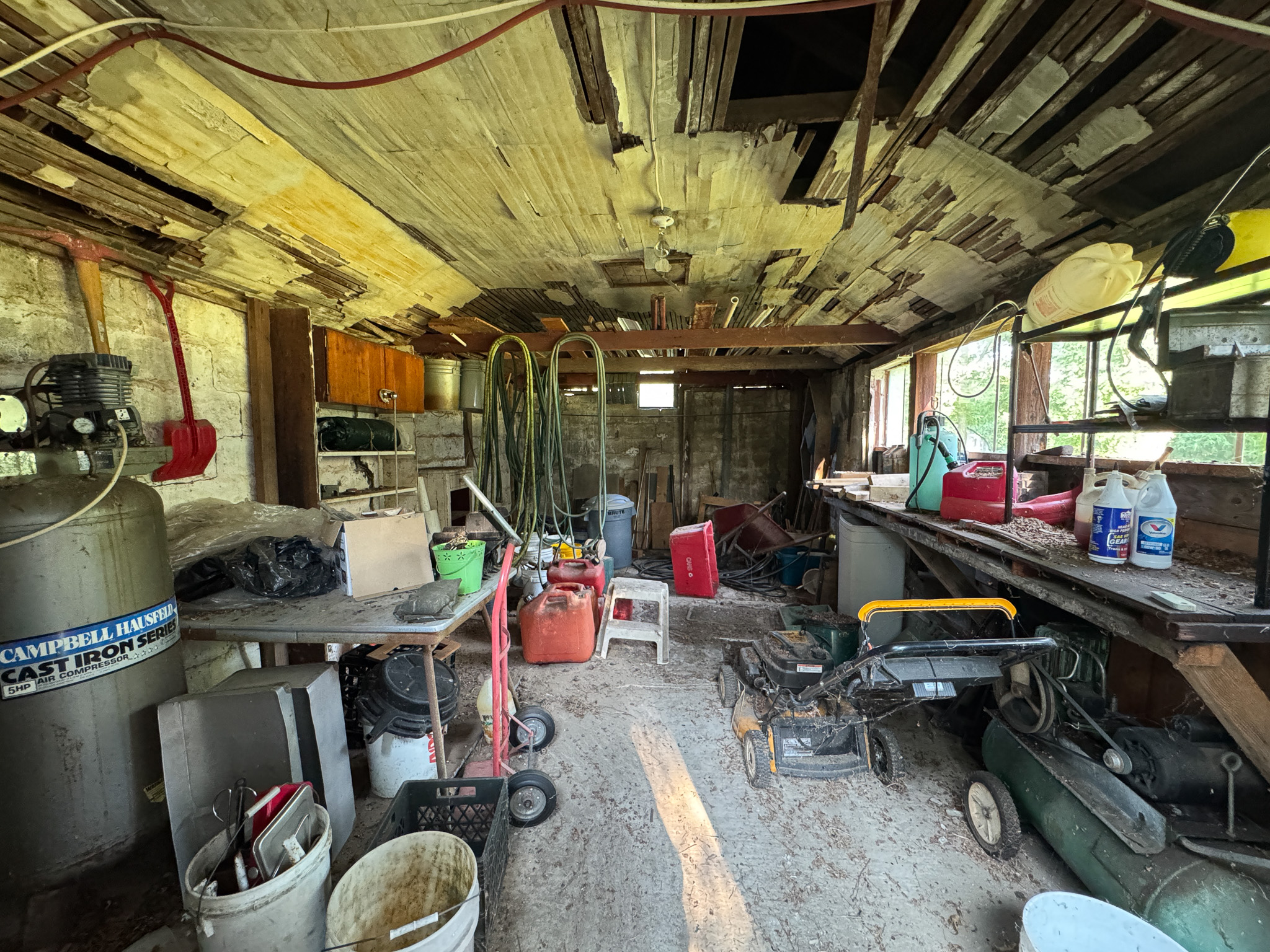 Jackson, Michigan, 49201, United States, 4 Bedrooms Bedrooms, ,2 BathroomsBathrooms,Residential,For Sale,1981022