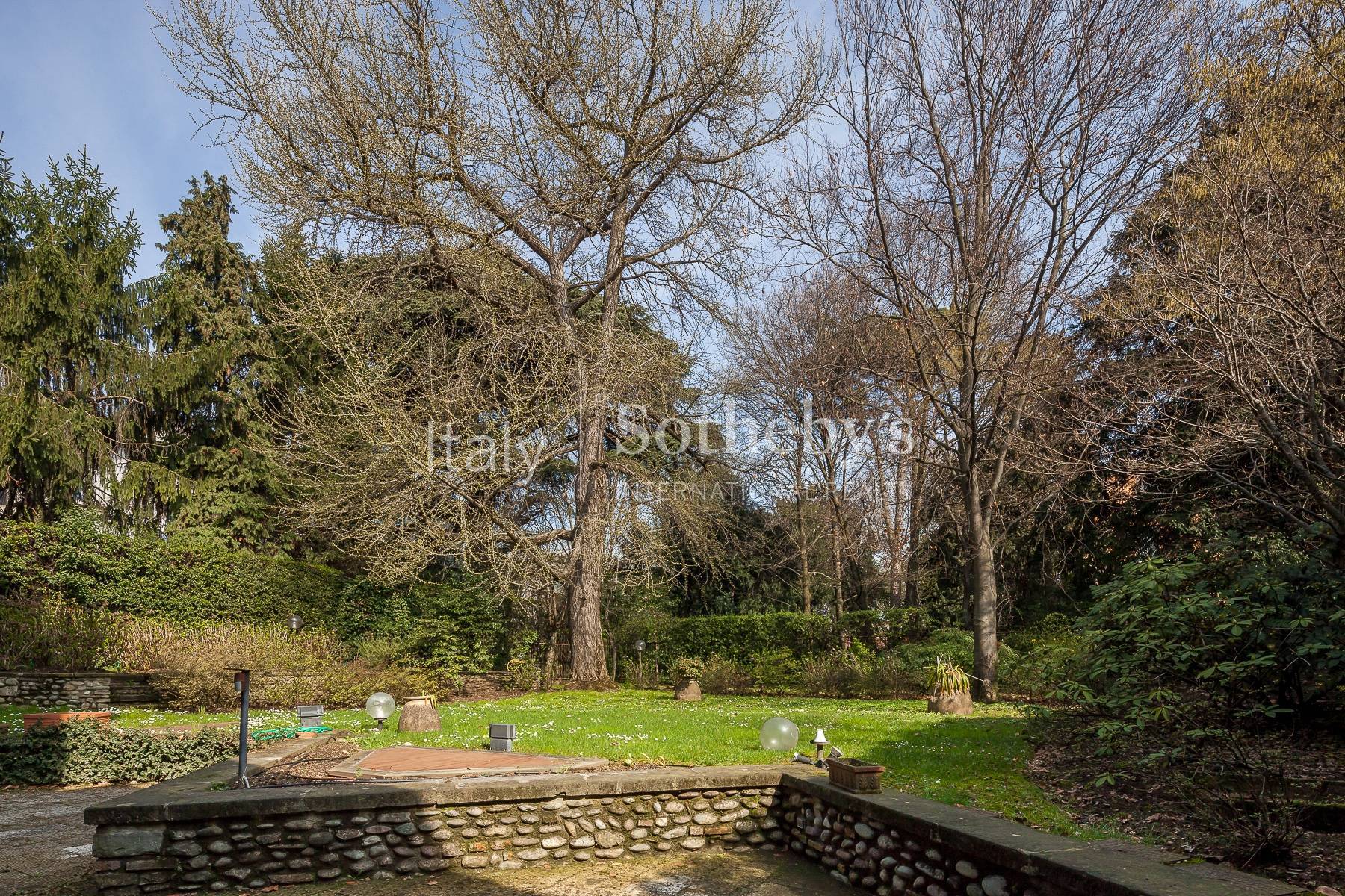  Period Castle with Medieval Tower between Milan and Bergamo - 物件實景
