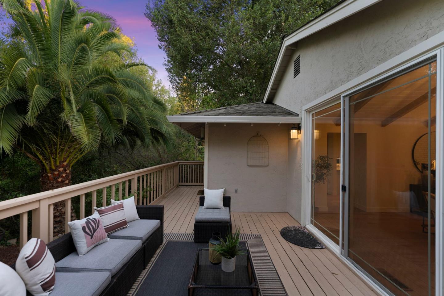 Los Altos, California, 94024, United States, 3 Bedrooms Bedrooms, ,2 BathroomsBathrooms,Residential,For Sale,1925689