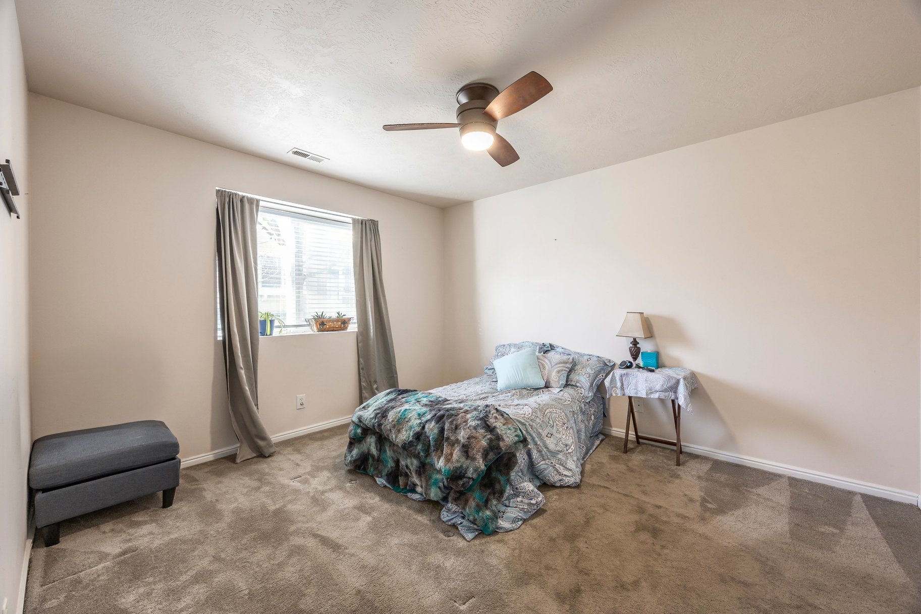  Main-Floor Primary Living with Resort-Style Amenities - 物件實景