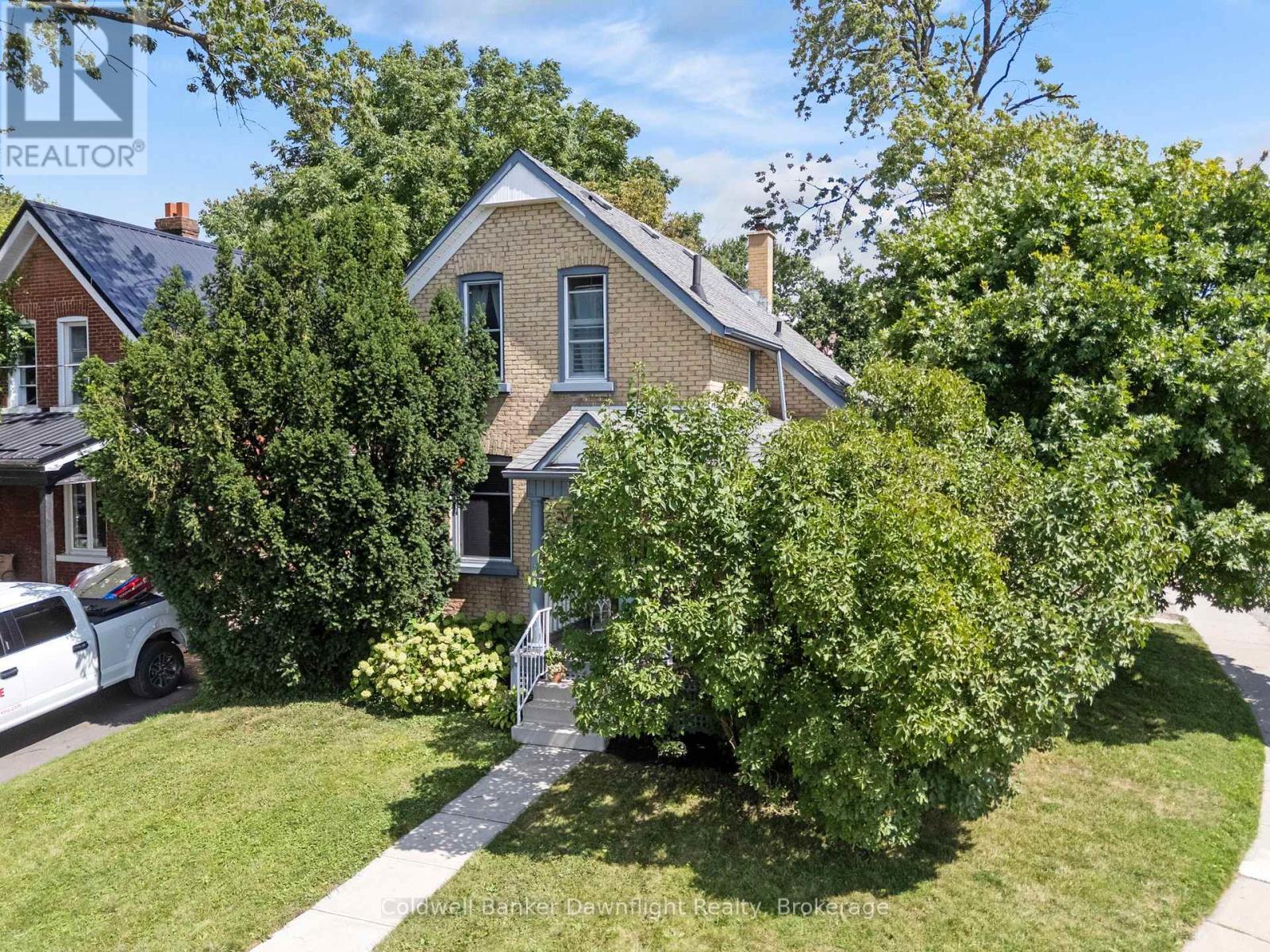 STRATFORD, Ontario, N5A 4K8, CA, 3 Bedrooms Bedrooms, ,1 BathroomBathrooms,Residential,For Sale,1948181