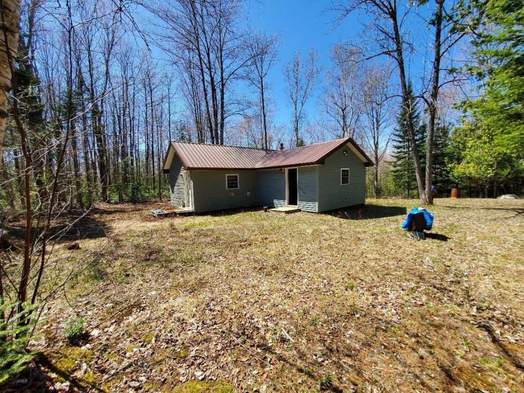 Andrews Rd, Corinth, ME 04427