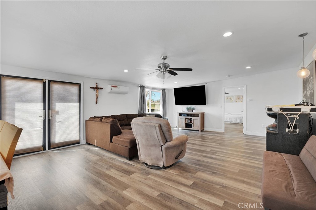 Hesperia, California, 92345, United States, 4 Bedrooms Bedrooms, ,3 BathroomsBathrooms,Residential,For Sale,1980738