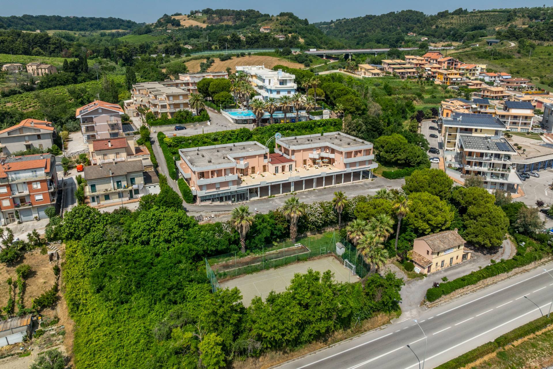 Massignano, Ascoli Piceno, 63010, IT, 130 Bedrooms Bedrooms, ,87 BathroomsBathrooms,Residential,For Sale,1902266
