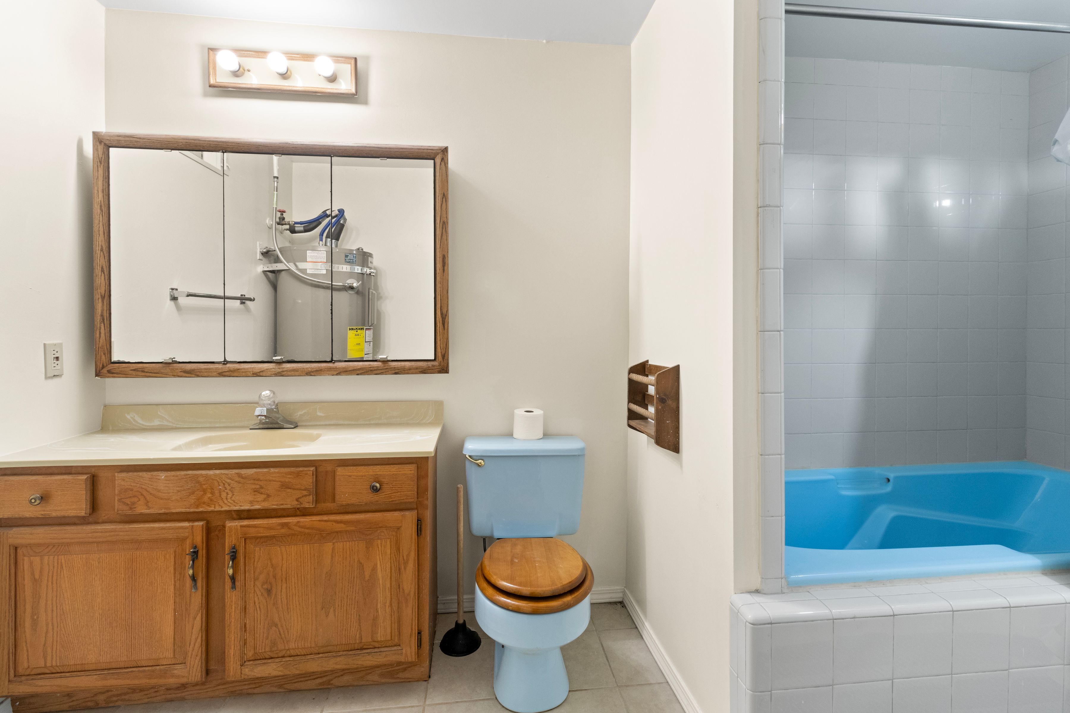  4805 Hawaina Way - 物件實景