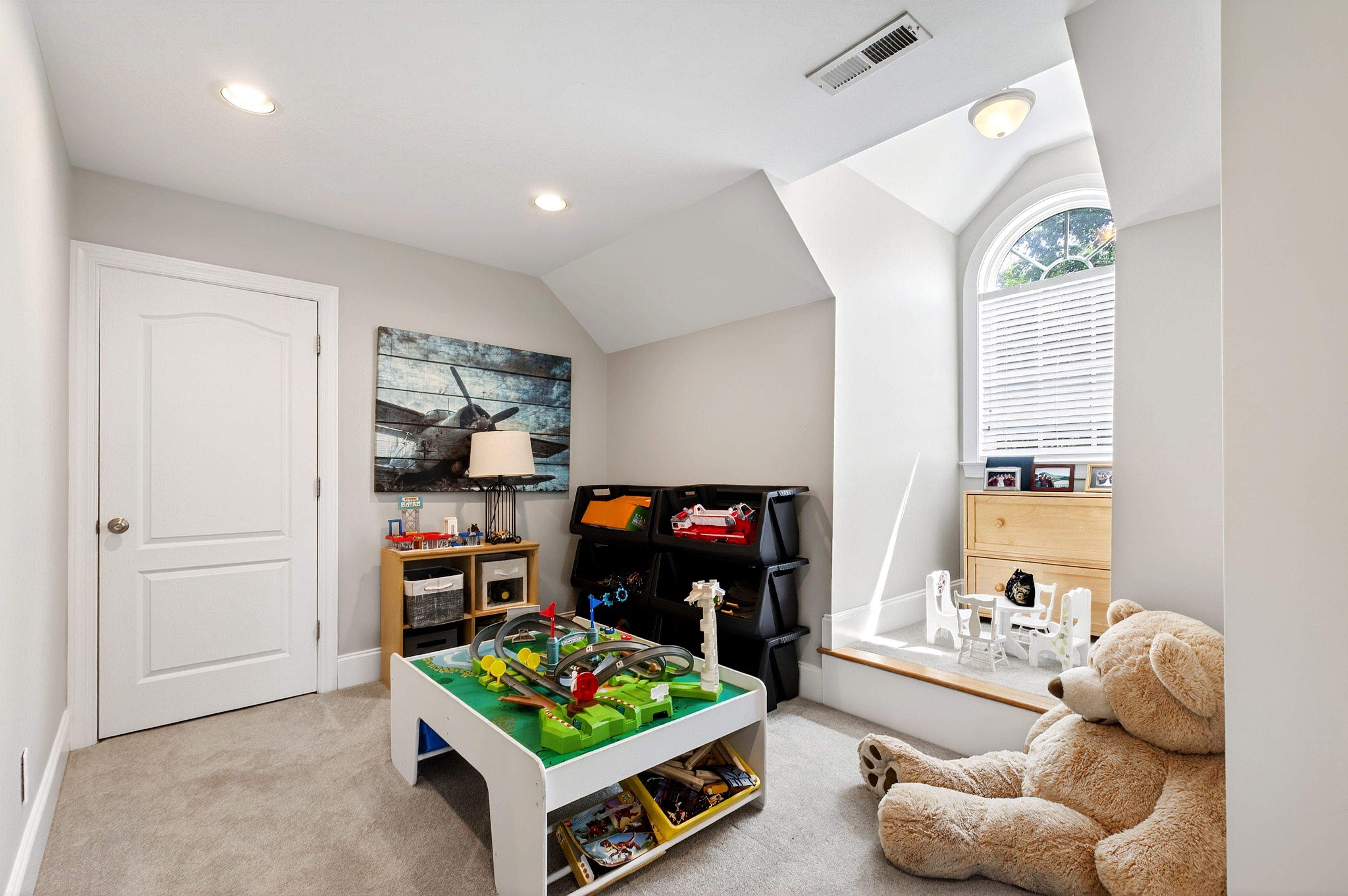  1305 Brook Hill Drive, Clayton, NC 27520 - 物件實景