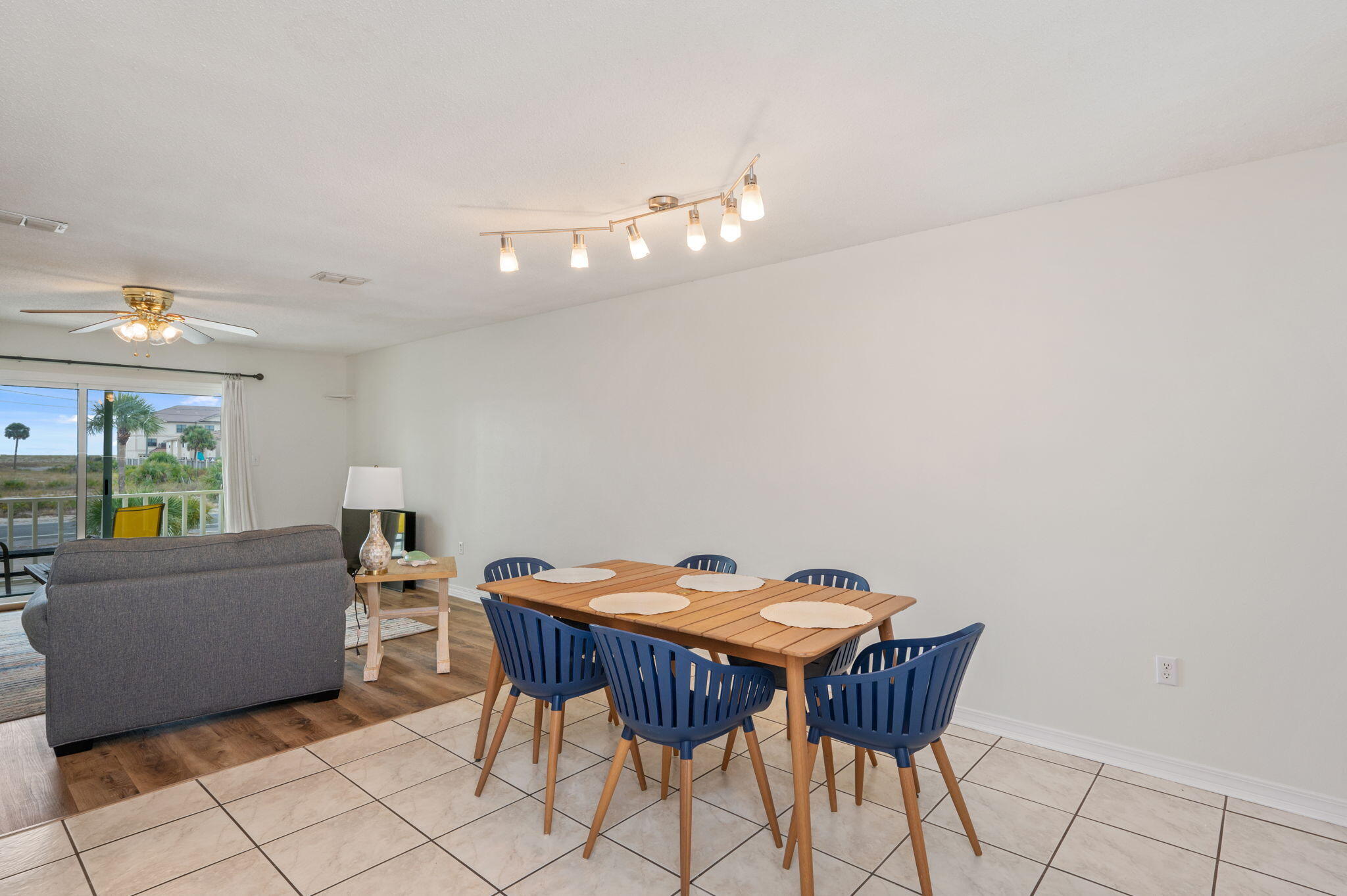 Navarre, Florida, 32566, United States, 2 Bedrooms Bedrooms, ,2 BathroomsBathrooms,Residential,For Sale,1989552