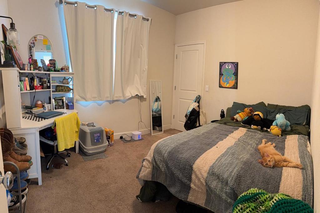 Hollister, California, 95023, United States, 4 Bedrooms Bedrooms, ,3 BathroomsBathrooms,Residential,For Sale,1980715