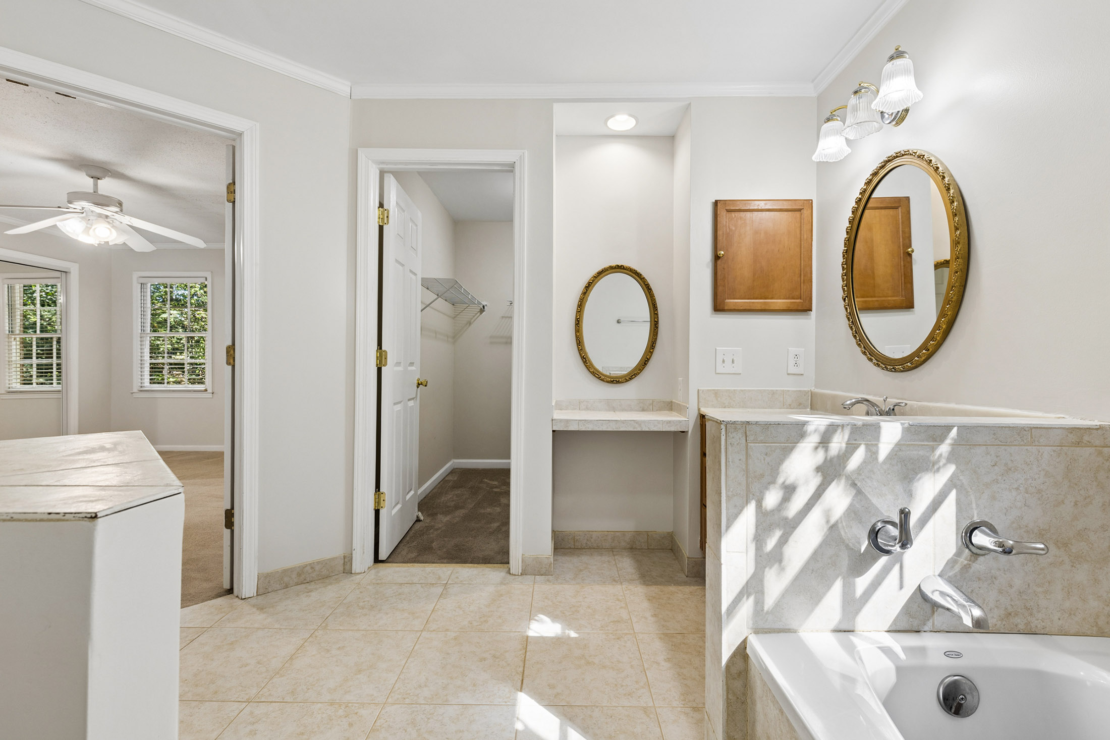  A Rare Opportunity to Enjoy Estate-Style Living in Sought-After Woodstock - 物件實景