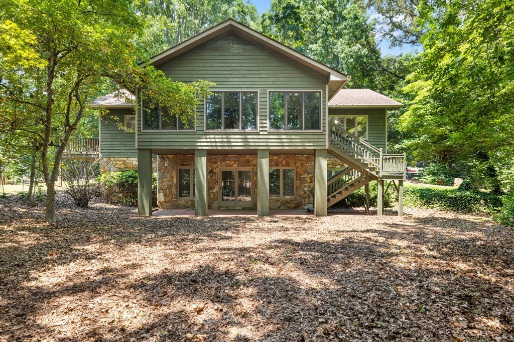 Hayesville, North Carolina, 28904, United States, 4 Bedrooms Bedrooms, ,3 BathroomsBathrooms,Residential,For Sale,1983096