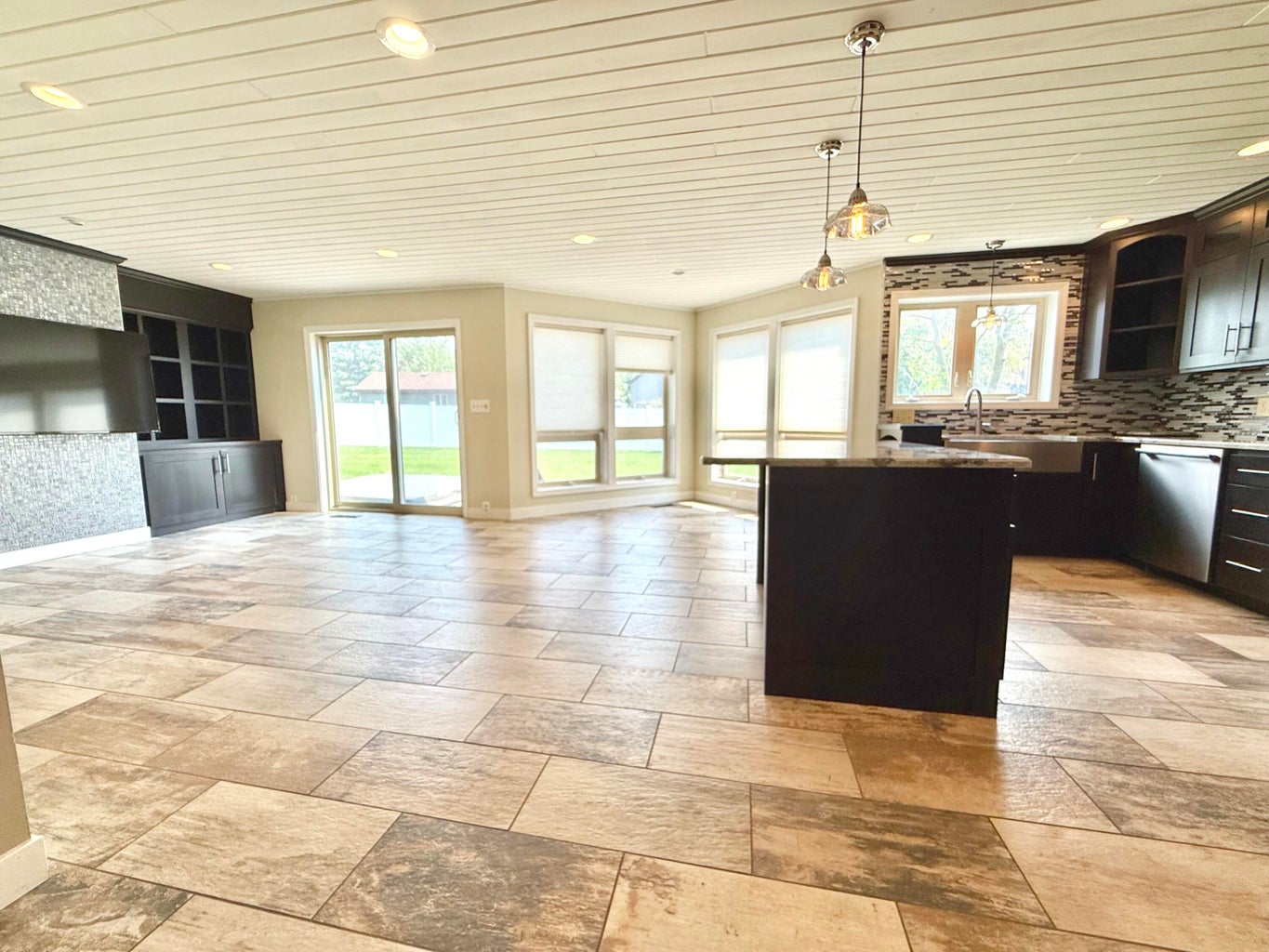 Brookings, South Dakota, 57006, United States, 6 Bedrooms Bedrooms, ,4 BathroomsBathrooms,Residential,For Sale,1909247