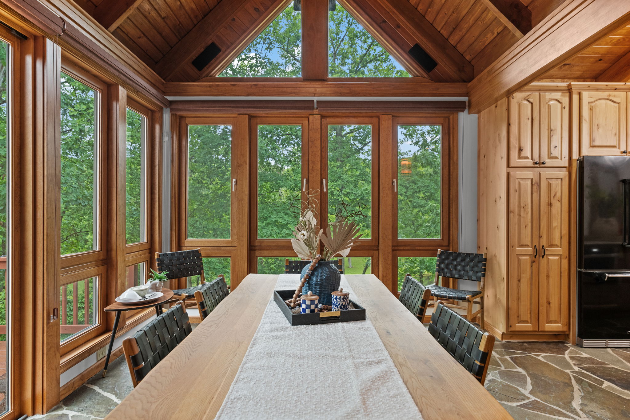  310 Red Gate Retreat Way, Berkeley Springs, WV 25411 - 物件實景