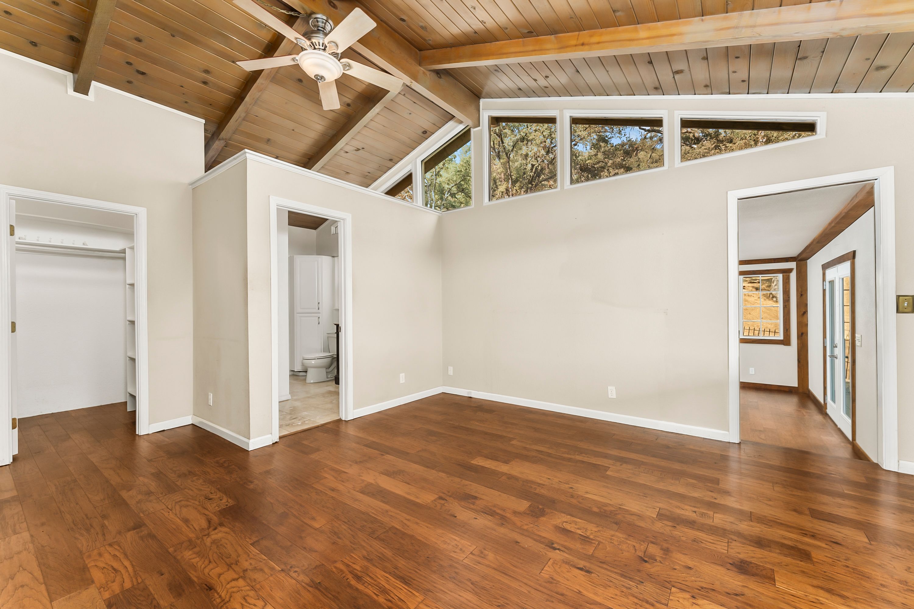  California Equestrian Property with ADU, Horse Arena & Pool - 物件實景