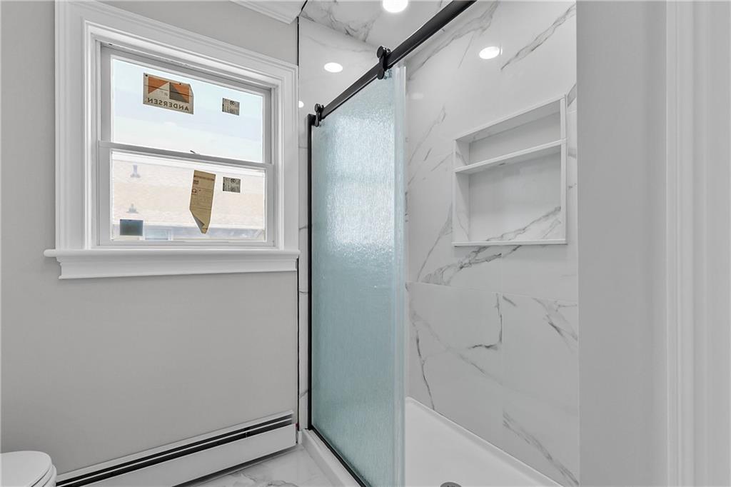 Warwick, Rhode Island, 02889, United States, 3 Bedrooms Bedrooms, ,2 BathroomsBathrooms,Residential,For Sale,1937520