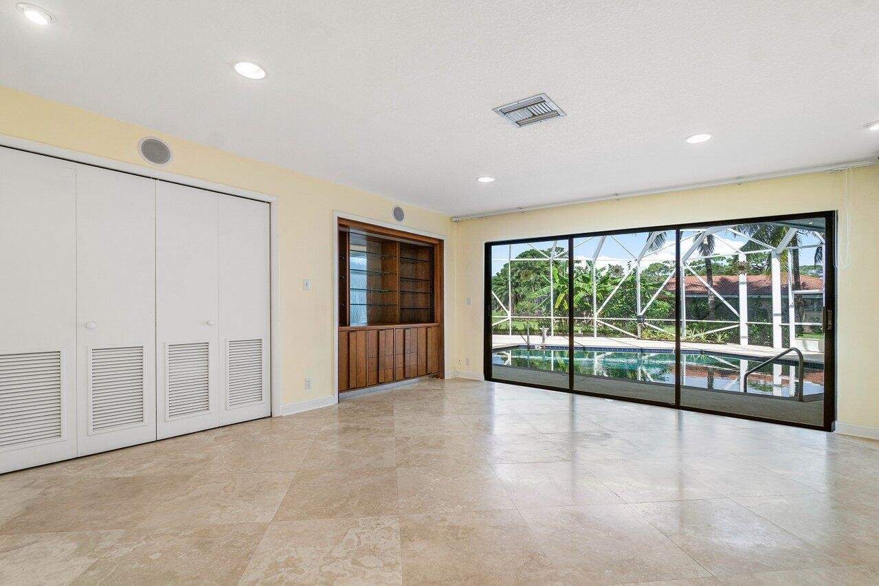 Atlantis, Florida, 33462, United States, 3 Bedrooms Bedrooms, ,3 BathroomsBathrooms,Residential,For Sale,1980286