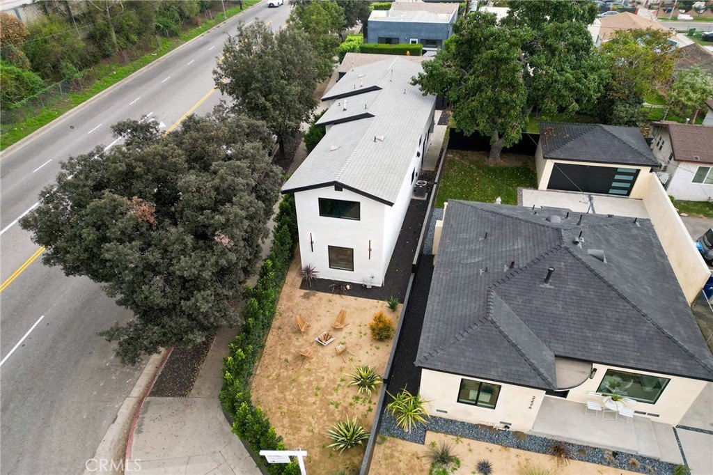 Los Angeles, California, 90031, United States, 5 Bedrooms Bedrooms, ,2 BathroomsBathrooms,Residential,For Sale,2006485