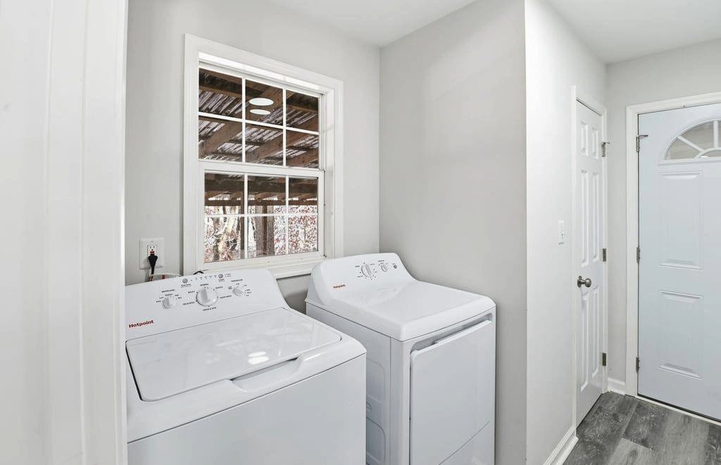 Newport News, Virginia, 23608, United States, 4 Bedrooms Bedrooms, ,4 BathroomsBathrooms,Residential,For Sale,2006290