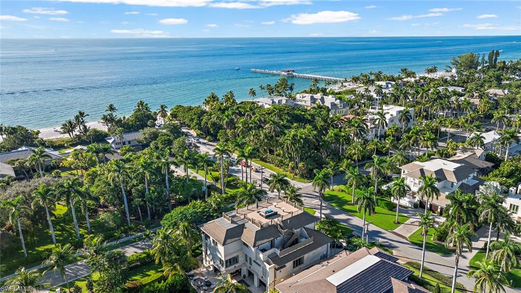 Naples, Florida, 34102, United States, 5 Bedrooms Bedrooms, ,6 BathroomsBathrooms,Residential,For Sale,1993468