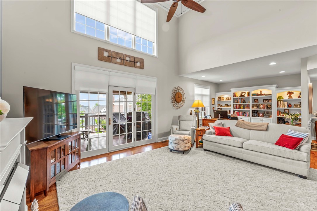 Mcmurray, Pennsylvania, 15317, United States, 3 Bedrooms Bedrooms, ,5 BathroomsBathrooms,Residential,For Sale,1986043