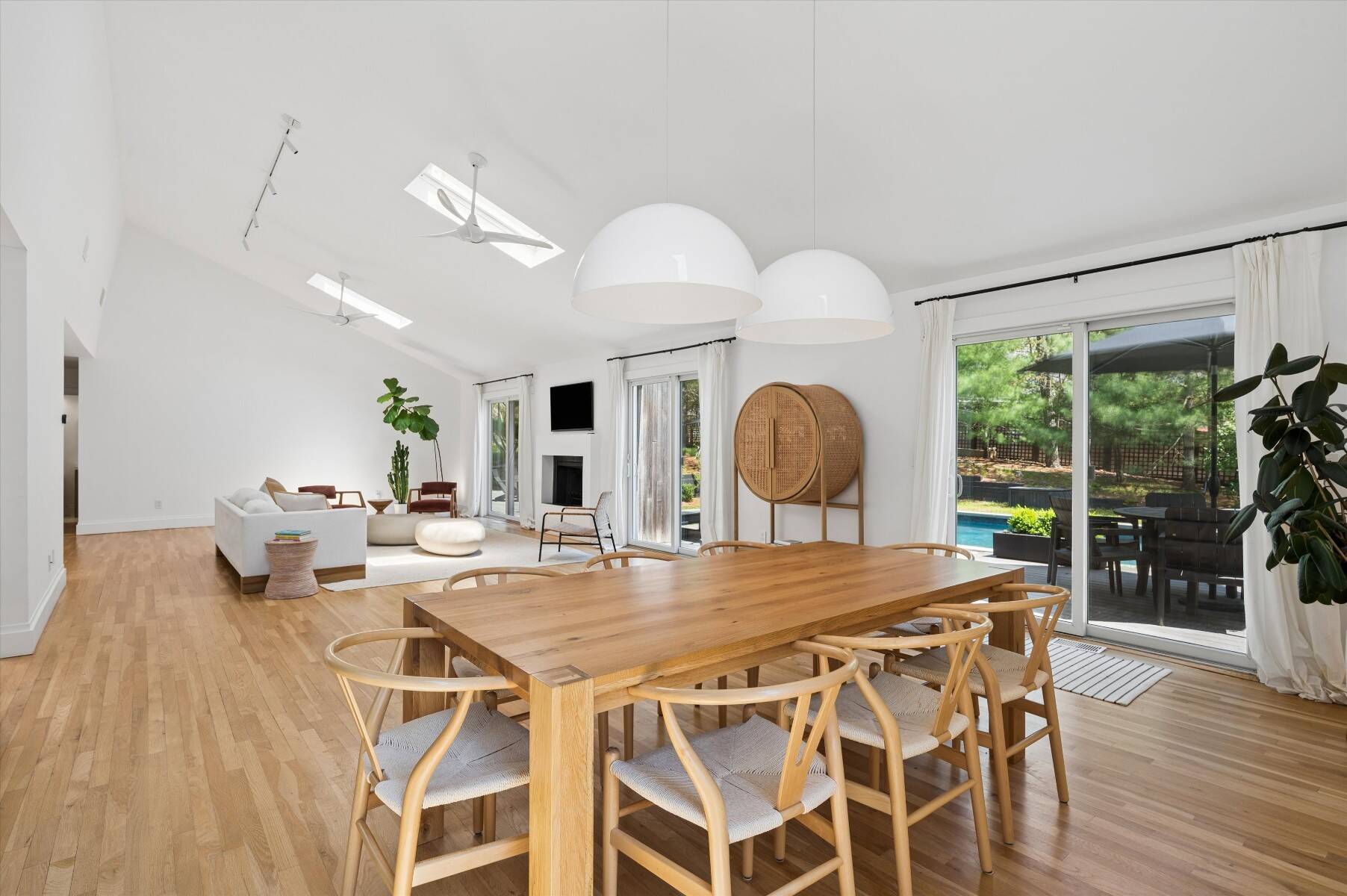  Modern Hamptons Retreat 500 ft. From Pristine Bay Beaches - 物件實景