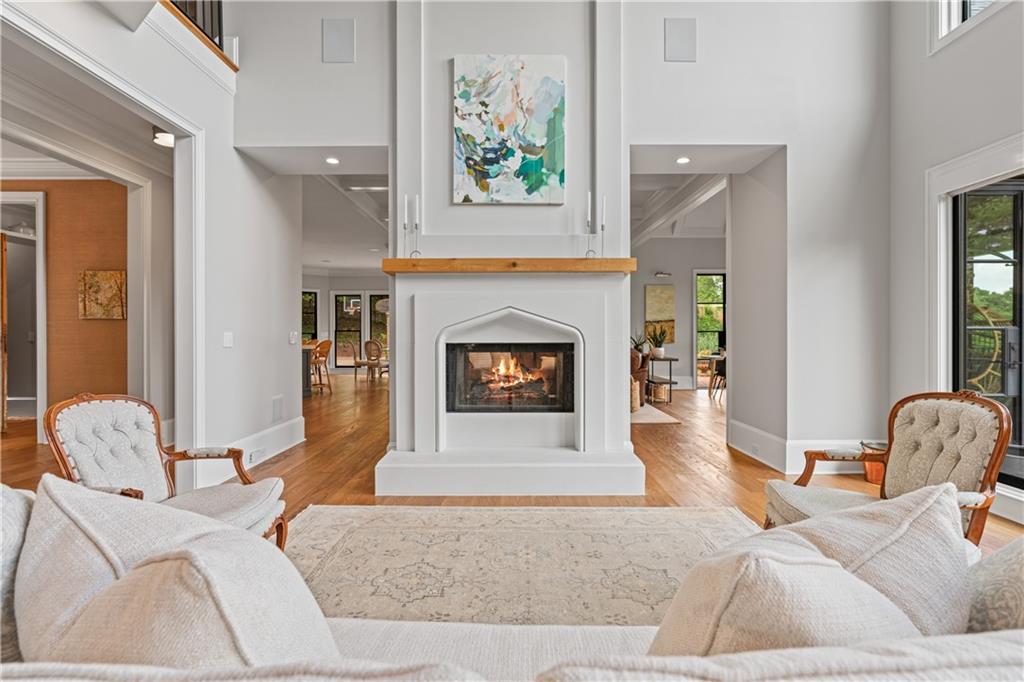 Suwanee, Georgia, 30024, United States, 5 Bedrooms Bedrooms, ,6 BathroomsBathrooms,Residential,For Sale,1822969