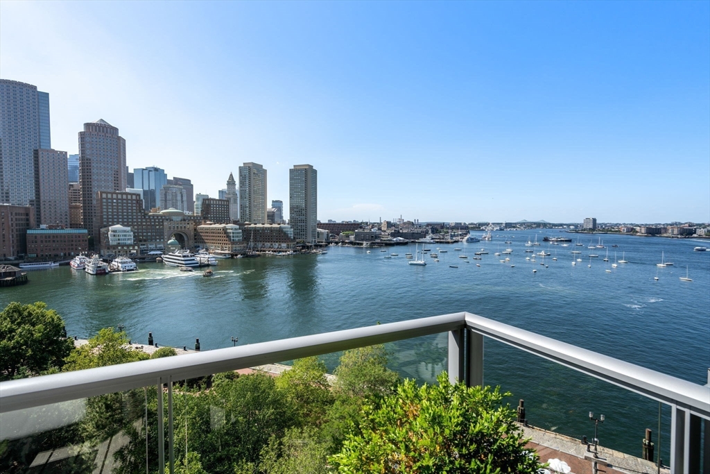 Boston, Massachusetts, 02210, United States, 3 Bedrooms Bedrooms, ,4 BathroomsBathrooms,Residential,For Sale,1885847