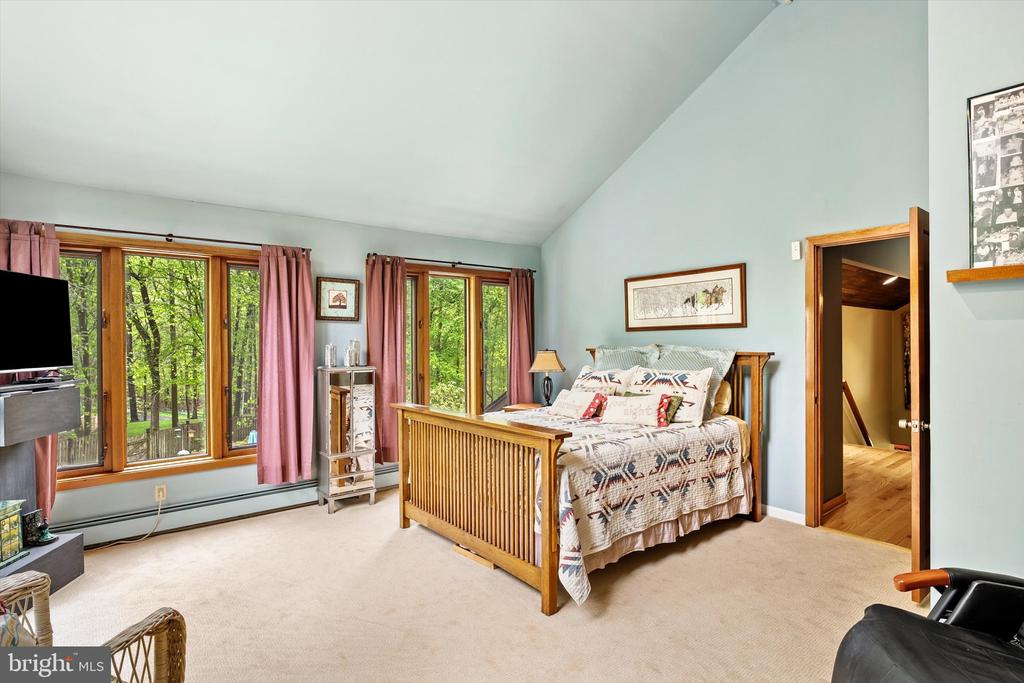 Wrightstown, New Jersey, 08562, United States, 5 Bedrooms Bedrooms, ,4 BathroomsBathrooms,Residential,For Sale,2048850