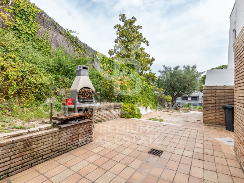 Cerdanyola del Vallès, Catalonia, ES, 4 Bedrooms Bedrooms, ,3 BathroomsBathrooms,Residential,For Sale,1856744