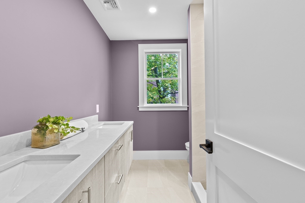 Brookline, Massachusetts, 02445, United States, 5 Bedrooms Bedrooms, ,4 BathroomsBathrooms,Residential,For Sale,1994664