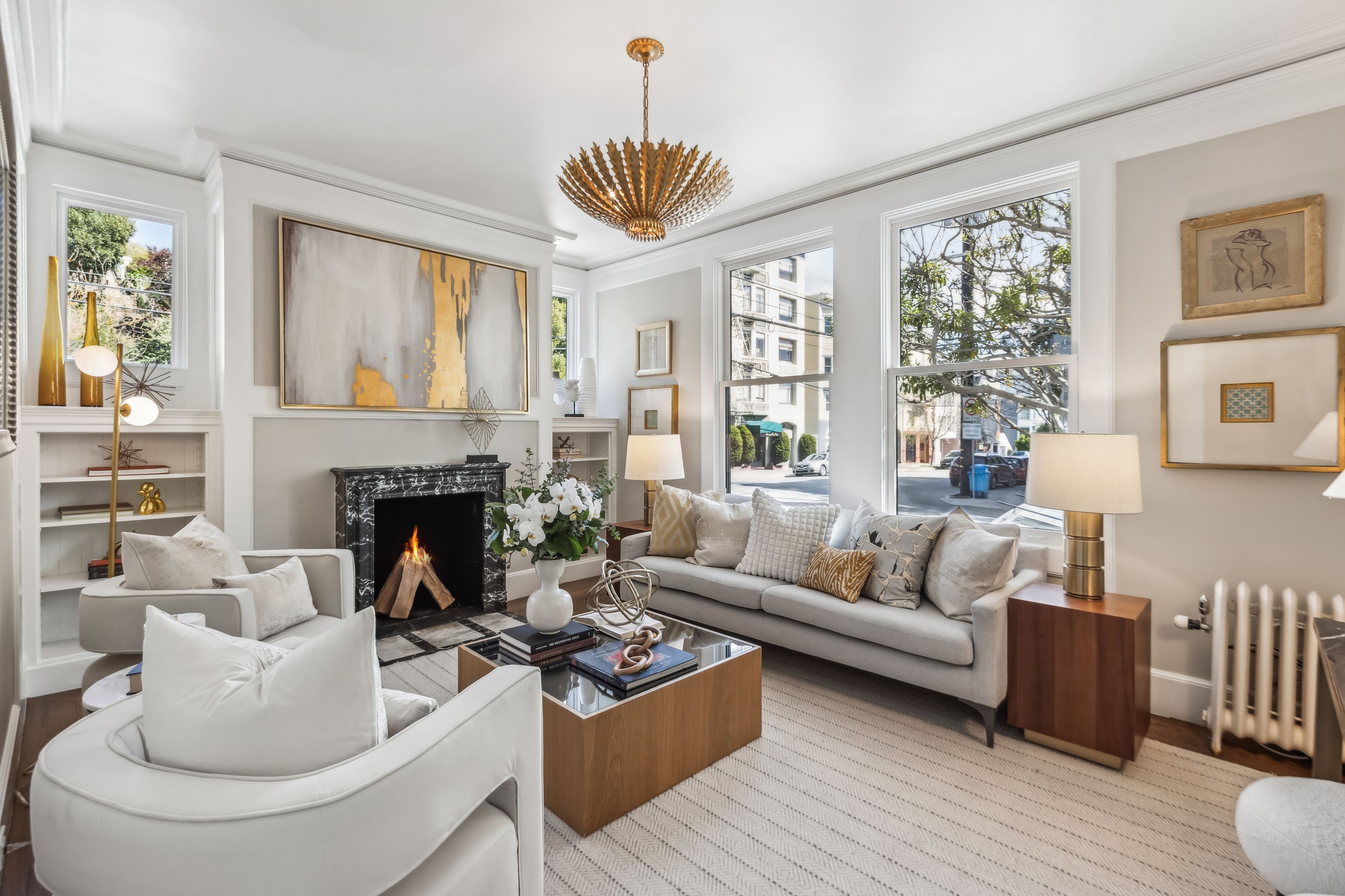 Chic, Renovated Russian Hill Retreat