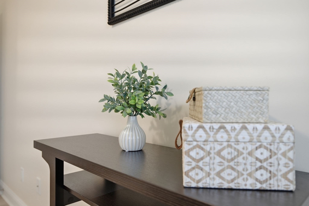 Wilbraham, Massachusetts, 01095, United States, 2 Bedrooms Bedrooms, ,2 BathroomsBathrooms,Residential,For Sale,1987611