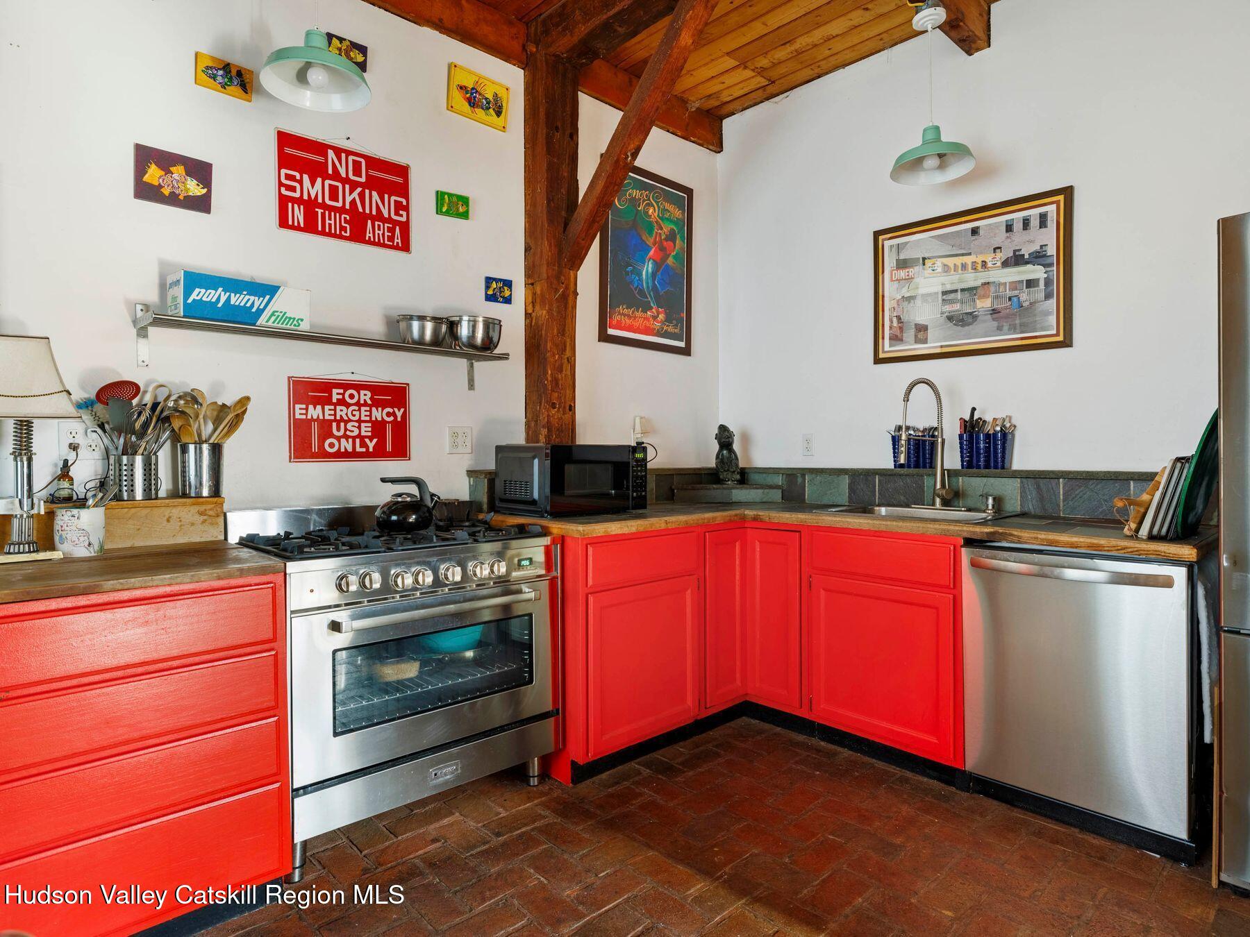 Jewett, New York, 12444, United States, 4 Bedrooms Bedrooms, ,4 BathroomsBathrooms,Residential,For Sale,2003258