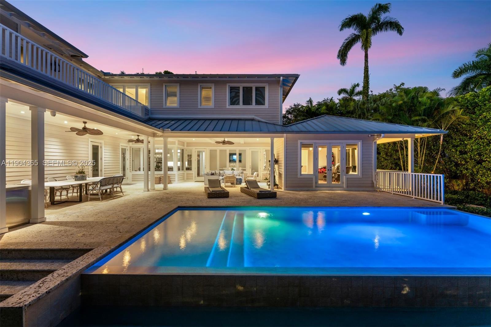 Miami Beach, Florida, 33140, United States, 4 Bedrooms Bedrooms, ,6 BathroomsBathrooms,Residential,For Sale,1992066