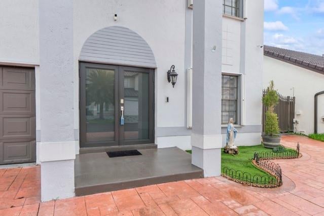 Hialeah, Florida, 33015, United States, 5 Bedrooms Bedrooms, ,3 BathroomsBathrooms,Residential,For Sale,1977900