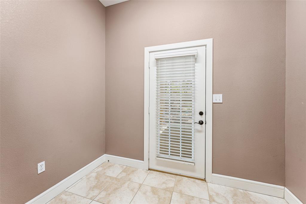 Granbury, Texas, 76048, United States, 4 Bedrooms Bedrooms, ,3 BathroomsBathrooms,Residential,For Sale,1978799