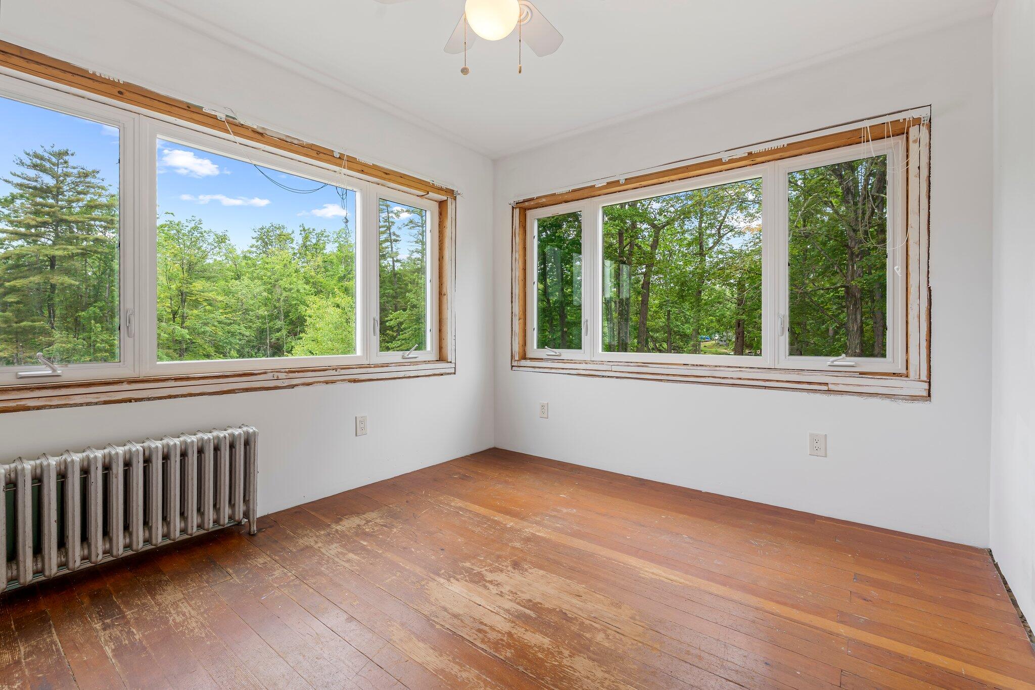 Limerick, Maine, 04048, United States, 4 Bedrooms Bedrooms, ,2 BathroomsBathrooms,Residential,For Sale,1916367