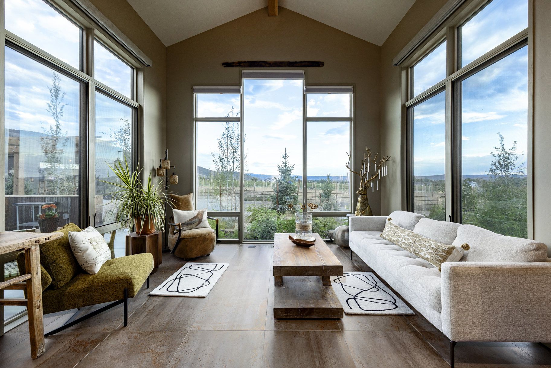  Rural Chic Farmhouse with Expansive Views and Seclusion - 物件實景