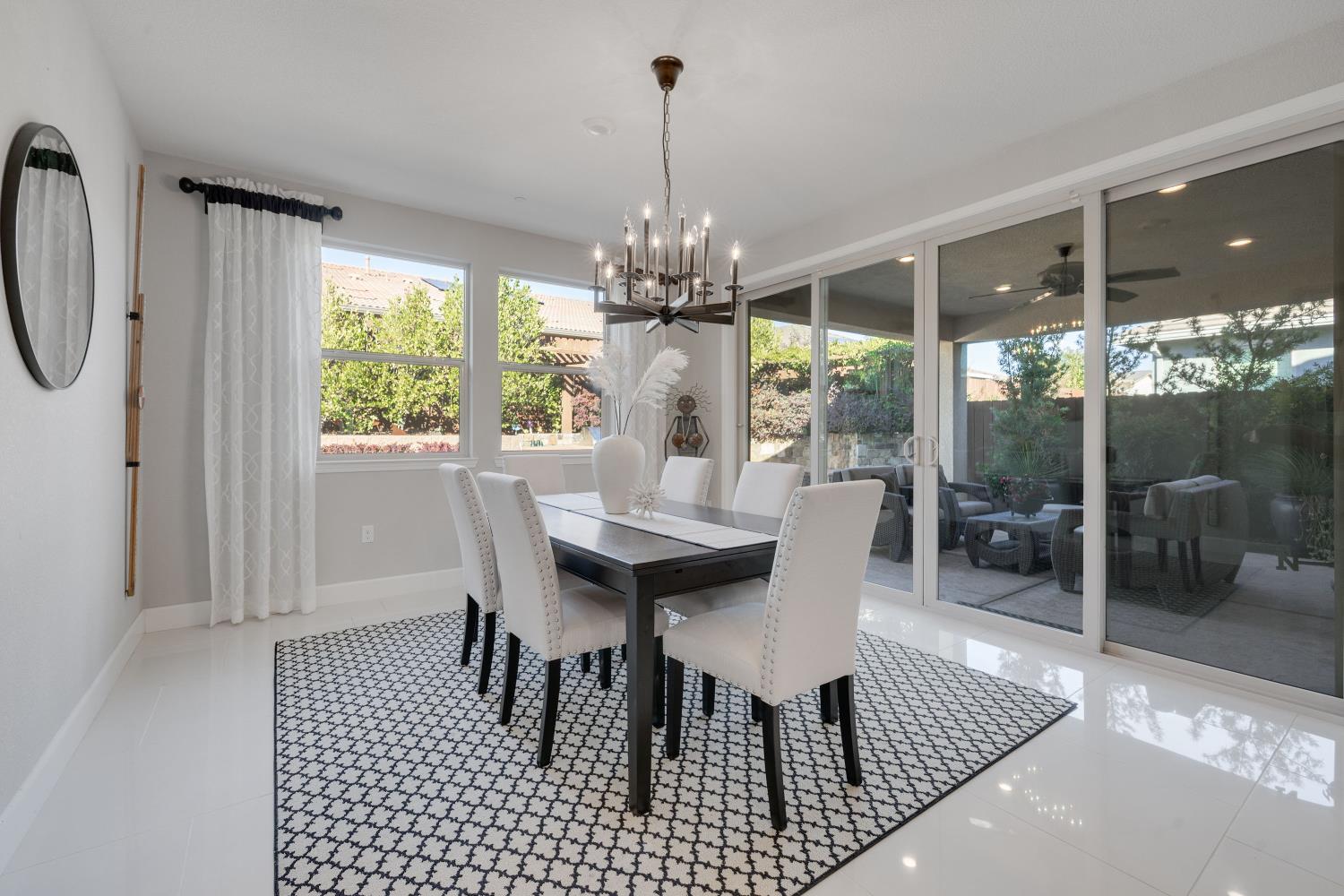 El Dorado Hills, California, 95762, United States, 3 Bedrooms Bedrooms, ,3 BathroomsBathrooms,Residential,For Sale,1987494