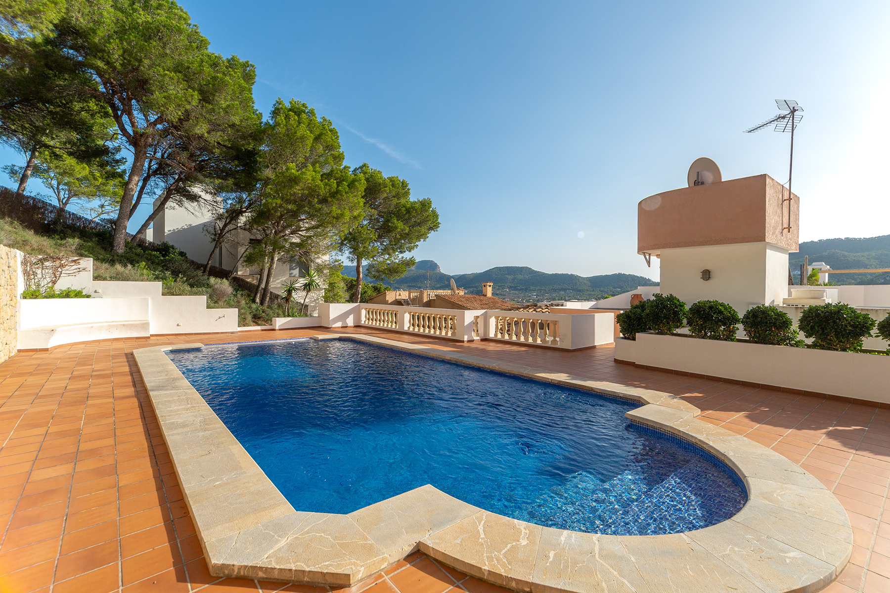  Apartment with sea views in Port d