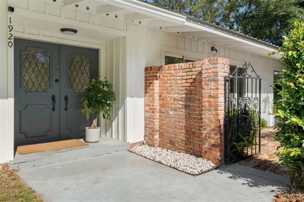 Gainesville, Florida, 32605, United States, 4 Bedrooms Bedrooms, ,3 BathroomsBathrooms,Residential,For Sale,1989463