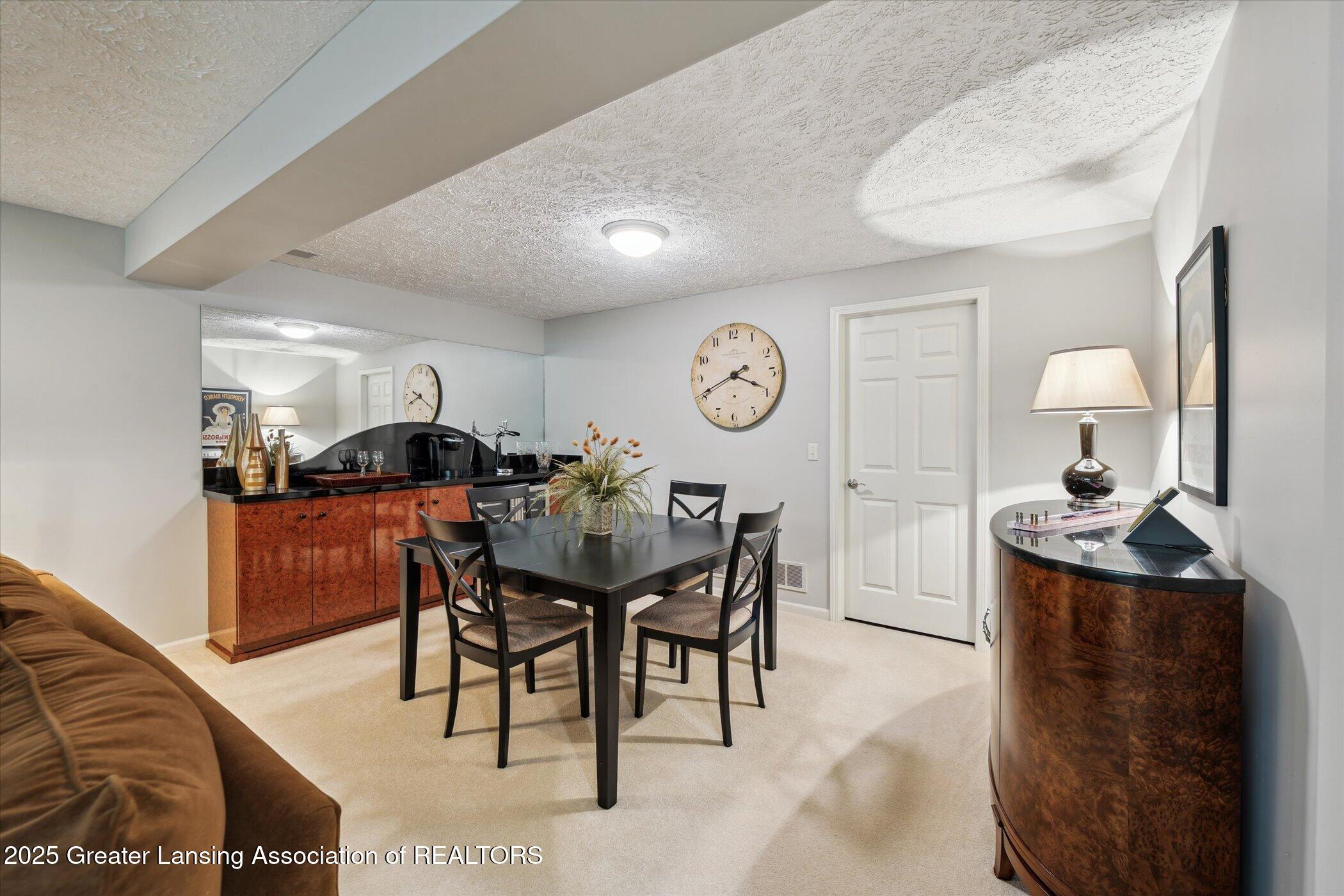 Bath, Michigan, 48808, United States, 4 Bedrooms Bedrooms, ,3 BathroomsBathrooms,Residential,For Sale,1890488