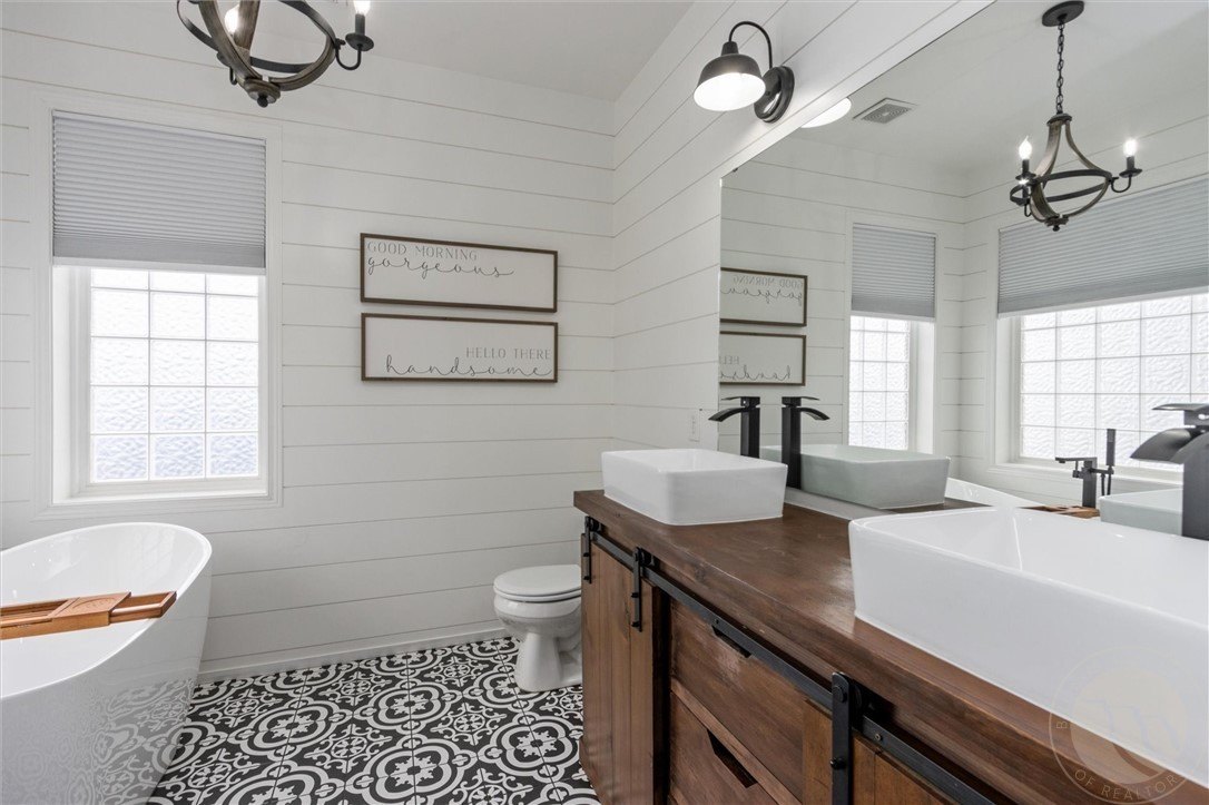 Billings, Montana, 59106, United States, 5 Bedrooms Bedrooms, ,3 BathroomsBathrooms,Residential,For Sale,1921857