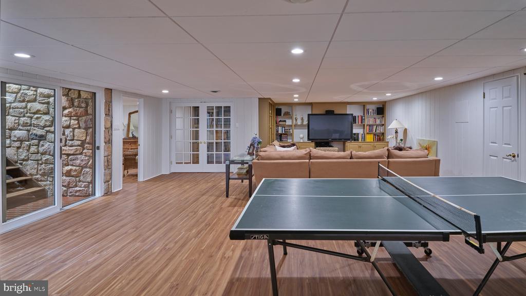 Yardley, Pennsylvania, 19067, United States, 5 Bedrooms Bedrooms, ,5 BathroomsBathrooms,Residential,For Sale,1926265