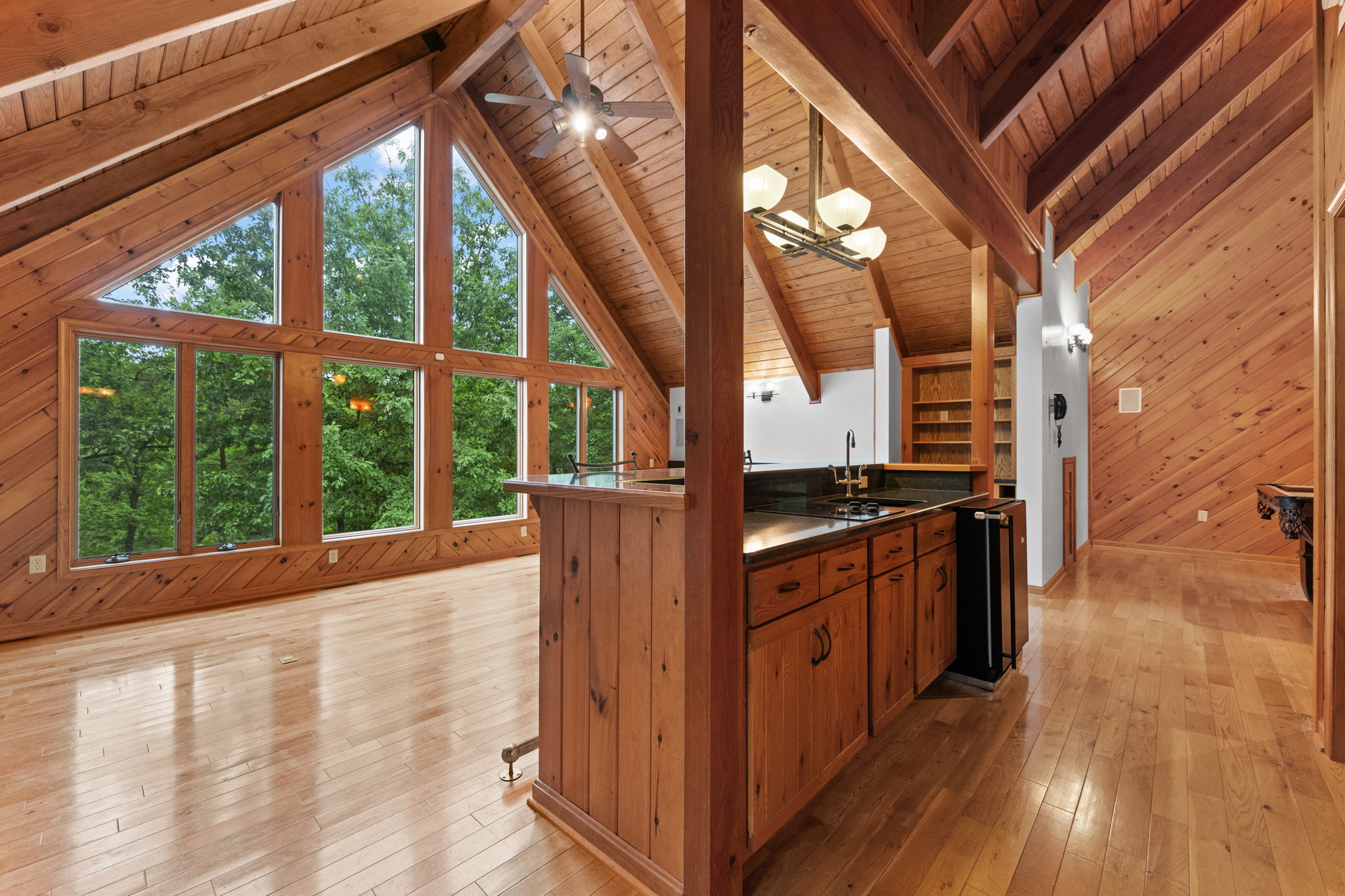  310 Red Gate Retreat Way, Berkeley Springs, WV 25411 - 物件實景