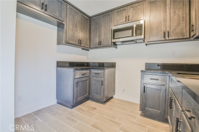 Compton, California, 90222, United States, 2 Bedrooms Bedrooms, ,2 BathroomsBathrooms,Residential,For Sale,1881655